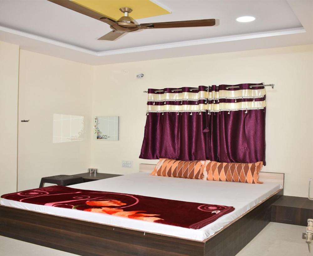 Hotel Shivalay Shegaon Exterior photo